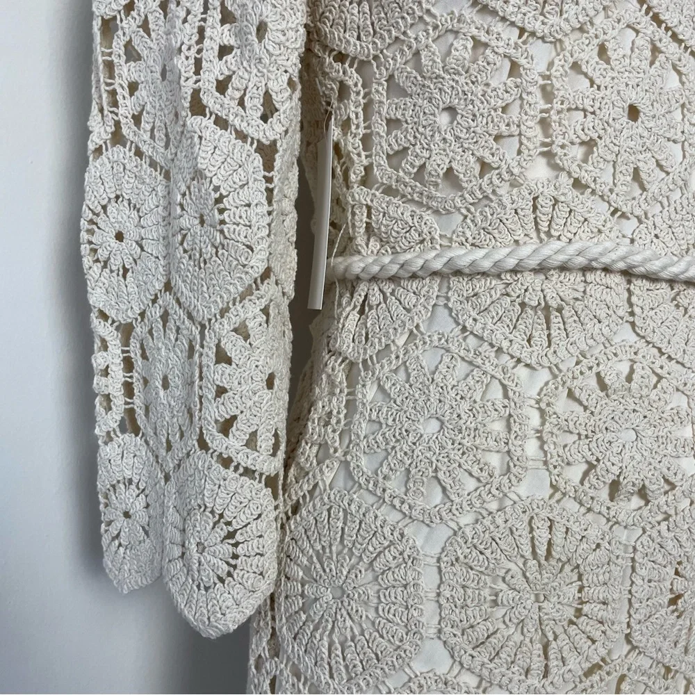 Q13/14 WE ARE KINDRED Luna Crochet Midi Dress - Picture 6 of 16